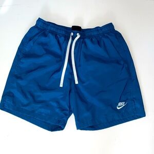Nike Essential Flow Nylon Shorts - Men’s Medium